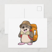 ハイキング中のモグラ（スーツケース付き） ポストカード (正面/裏面)