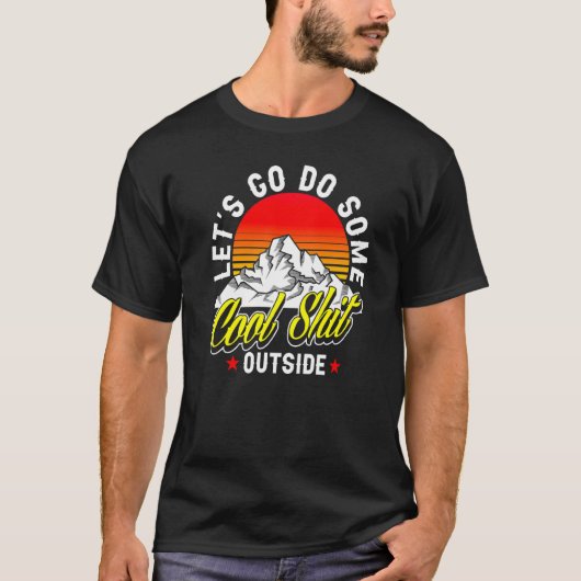 ハイキング山の外でクール物 Tシャツ (正面)