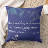 ハイキング山宇宙ウィスパーウェルカムホーム クッション (ブランケット)