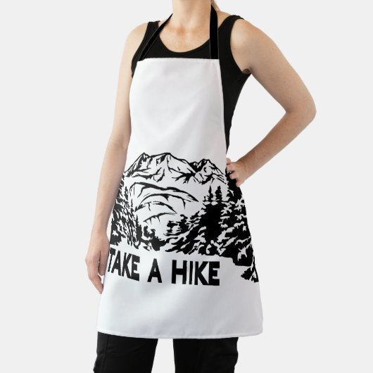ハイキング引用文モノクロ山景色を撮る エプロン (インサイチュ)
