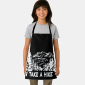 ハイキング引用文モノクロ山景色を撮る エプロン (インサイチュ)