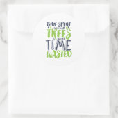 ハイキング感動的&キャンプ引用文フォレストツリー ラウンドシール (バッグ)