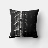 ハイコントラストの建築 クッション (裏面)