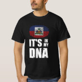 ハイチそれは私のDNA指紋認証ハイチ国旗にある Tシャツ (正面)