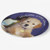 ハイチェアのベビーの歓迎のゴールデン・リトリーバーの子犬 ペーパープレート (アングル)