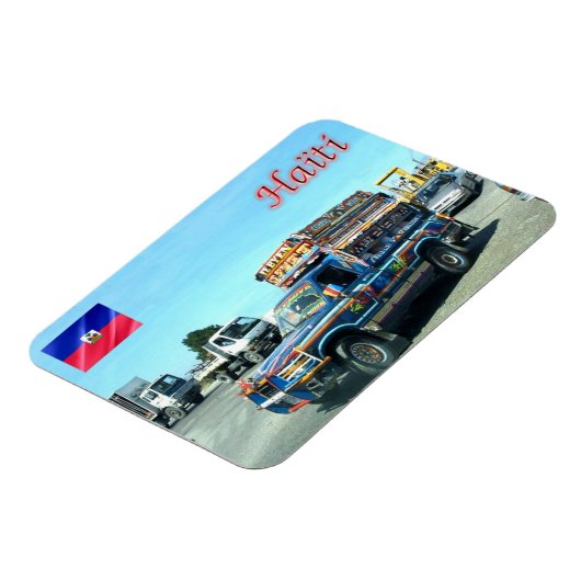 ハイチ – プエルト・プリンシペ – タップタップ- マグネット (左側)