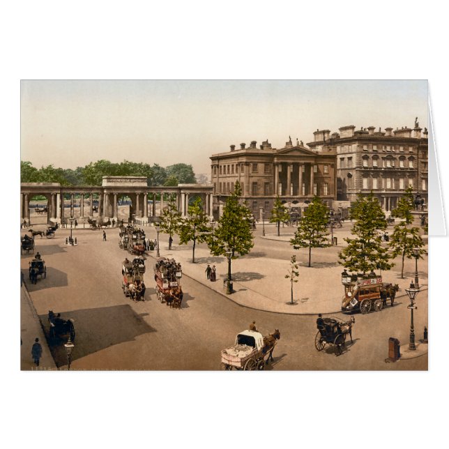 ハイドパークロンドンイングランド (正面横)