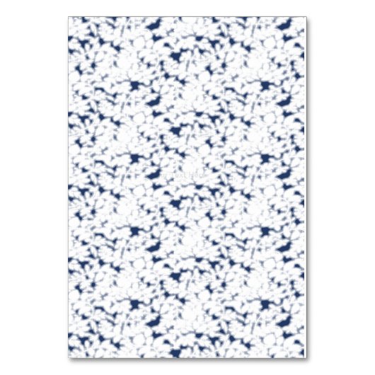 ハイドレンジアのアップクローズは、その繊細な美しさを際立たせる。 テーブルナンバー (正面)