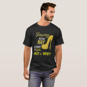 ハイヒールが神々と私の5月の誕生日に踏み込む Tシャツ (正面フル)