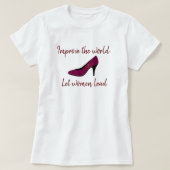 ハイヒールのシャツをリードする可愛いレット Tシャツ (デザイン正面)