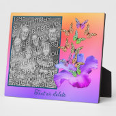 ハイビスカスと蝶があなたの写真を追加パーソナライズされた フォトプラーク (側面)