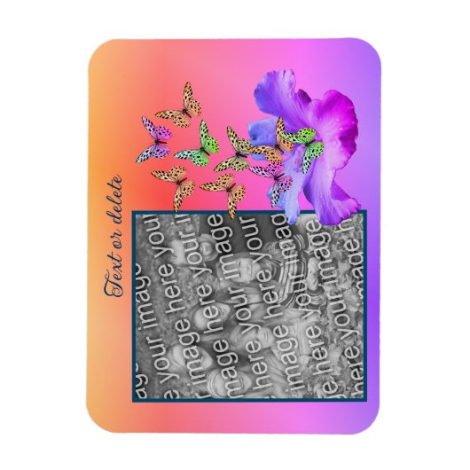 ハイビスカスと蝶があなたの写真を追加パーソナライズされた マグネット (縦)