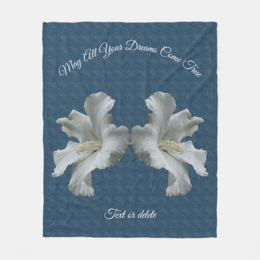 ハイビスカスの花が真来の夢を見る感動的 フリースブランケット (正面)