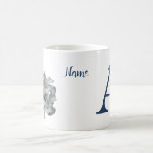 ハイビスカスの花のイニシャルA パーソナライズ コーヒーマグカップ (中央)