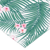 ハイビスカスの花を葉持つ緑の熱帯ヤシの花 ショートテーブルランナー (コーナー)