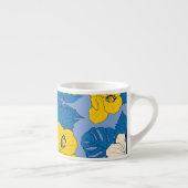 ハイビスカスの花葉と エスプレッソカップ (右)