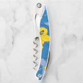 ハイビスカスの花葉と ソムリエナイフ (正面)