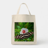 ハイビスカスの赤Tシャツに蝶の長いゼブラ トートバッグ (裏面)