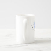 ハイピ飛んでいるグ – スキージカッコいいャンプウィンターアスリート ボーンチャイナマグカップ (裏面)