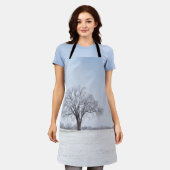 ハイライトされた冬のオークの木のエプロン エプロン (着用した状態)