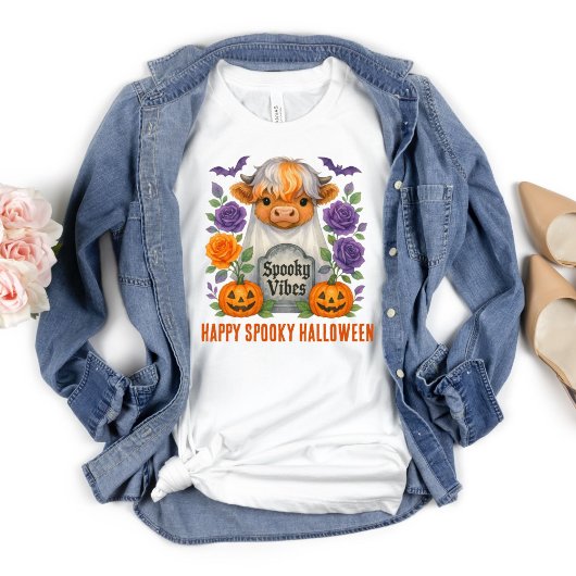ハイランドカウの幽霊 ハロウィンのカボチャの花 Tシャツ