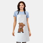 ハイランドカウアンドダンデリオンパフクラシックTシャツ エプロン (着用した状態)