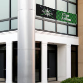 ハイランドフェスティバルクランArthur MacArthurテント 横断幕 (ビルの外側)