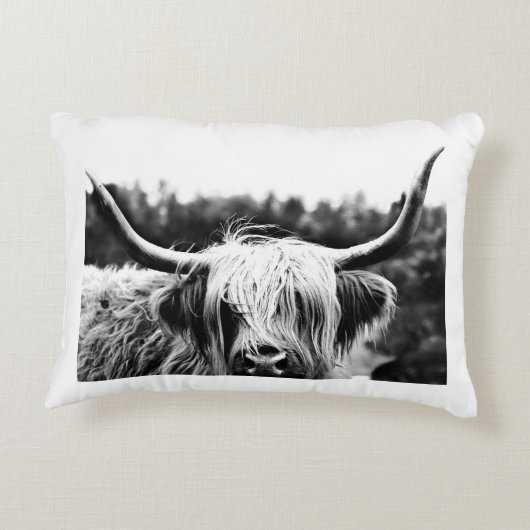 ハイランドロングホーン牛の白黒素朴保 アクセントクッション (裏面)