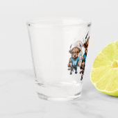 ハイランド牛とサッカー ショットグラス (左)