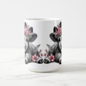 ハイランド牛の帽子とフローラ装飾 コーヒーマグカップ (中央)