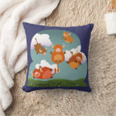 ハイランド牛の枕を浮かべて可愛い漫画 クッション (ブランケット)