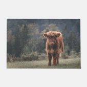 ハイランド牛ふくらはぎ秋の草原 ドアマット (正面)