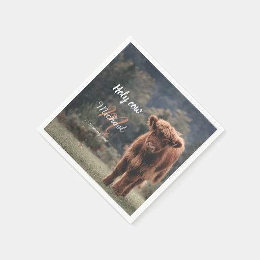 ハイランド牛カーフモノグラム最初の誕生日パーティー スタンダードカクテルナプキン (角)