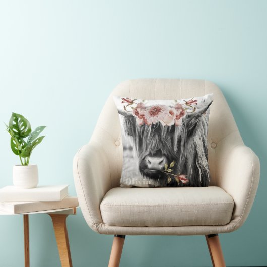 ハイランド牛フローラ |西部の女性のカーボーイの子供の名前 クッション (椅子)