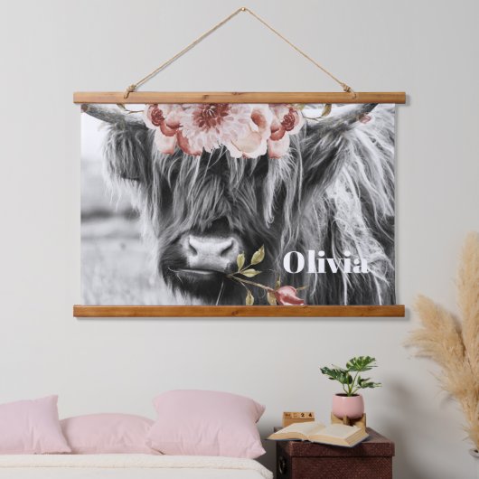 ハイランド牛フローラ |西部の女性のカーボーイの子供の名前 吊り下げ型タペストリー (寝室)