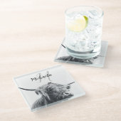 ハイランド牛ポートレートイニシャルモノグラム白黒 ガラスコースター (アングル)