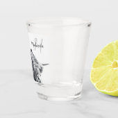 ハイランド牛ポートレートイニシャルモノグラム白黒 ショットグラス (右)