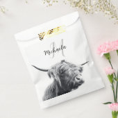 ハイランド牛ポートレートイニシャルモノグラム白黒 フェイバーバッグ (封をした状態)