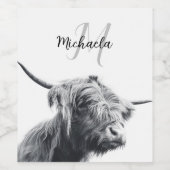 ハイランド牛ポートレートイニシャルモノグラム白黒 ワインラベル (シングルラベル)