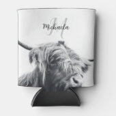 ハイランド牛ポートレートイニシャルモノグラム白黒 缶クーラー (正面)