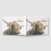 ハイランド牛ポートレート名前をカスタムするイニシャルモノグラム ゲストブック (全面)