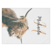 ハイランド牛ポートレート名前をカスタムするイニシャルモノグラム テーブルクロス (正面(横))