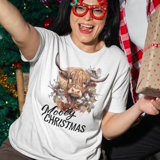 ハイランド牛ムーイのクリスマスウォーターカラー Tシャツ