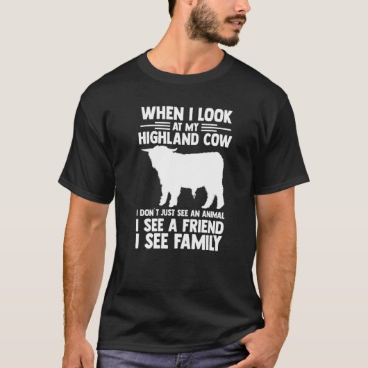 ハイランド種の牛の農場 Tシャツ (正面)