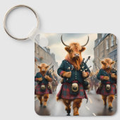 ハイランド調和: Bagpipe Highland Cow Band キーホルダー (正面)