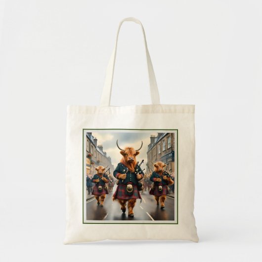 ハイランド調和: Bagpipe Highland Cow Band トートバッグ (正面)