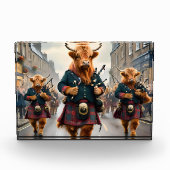ハイランド調和: Bagpipe Highland Cow Band フォトブロック (正面)