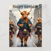 ハイランド・カウ バグパイプ・バンドの誕生日ポストカード ポストカード (正面)