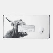 ハイラ威厳のあるンド牛の白黒 デスクマット (キーボード&マウス)