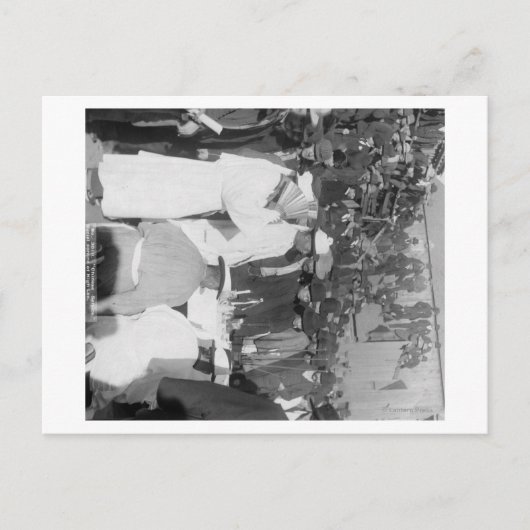 「ハイ・リー」の葬儀での中国人弔問客 ポストカード (正面)